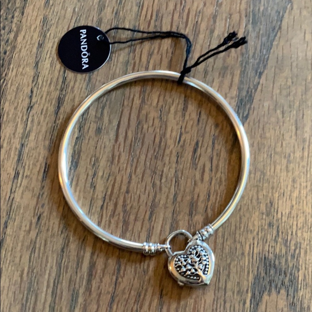 PANDORA Flourishing Hearts Bangle Bracelet New - Picture 2 of 8
